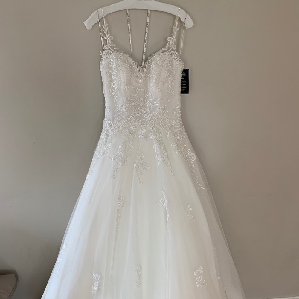Maggie Sottero Wedding Dress